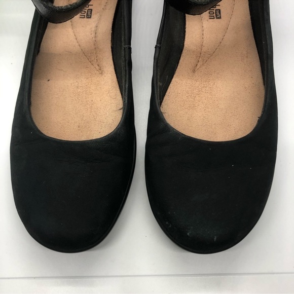 Clark’s Medora Nina Cushioned Ankle Strap Flats-8 - Picture 2 of 9